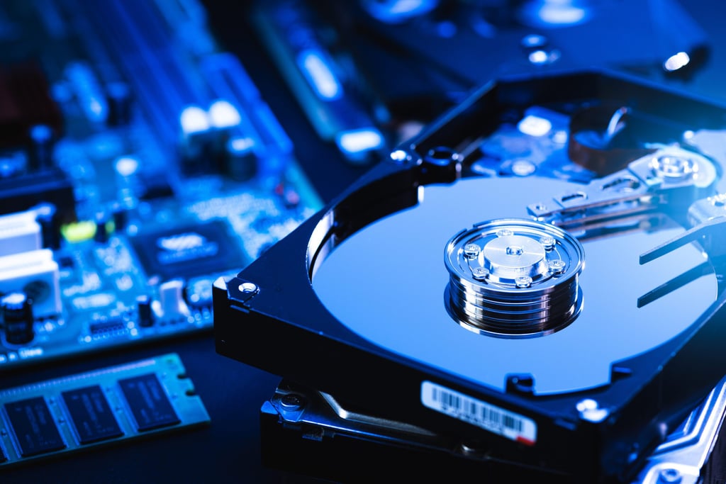 Flash Memory vs. HDD: Can Flash Replace Hard Drives?